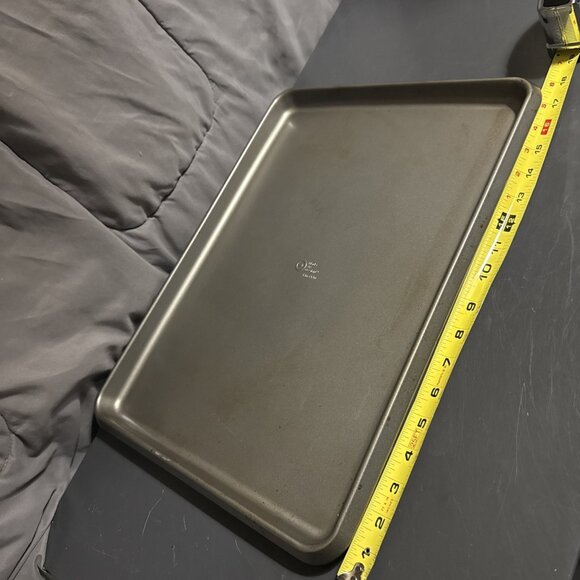 Made by DESIGN 12 x 17" Rectangular Baking Sheet Textured Cookie Sheet ~ Used - Picture 8 of 14